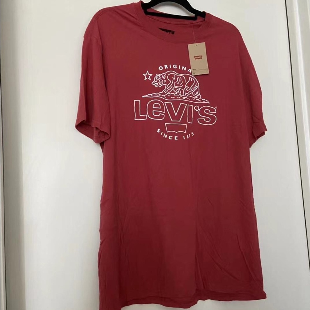 Levi's Men's Tee Size XL